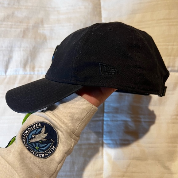 Minnesota Timberwolves baseball cap, black, leather adjusting - Picture 3 of 3